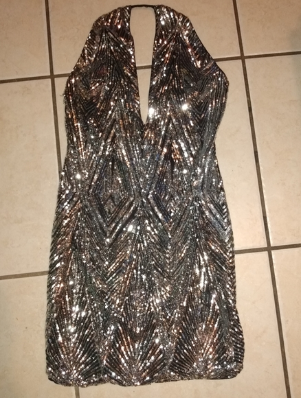 Banjul Silver Sparkly Sexy Low Cut Dress Elegant - Picture 2 of 8